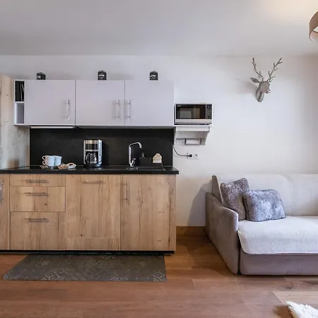 4 Pers, Piste Proche, Parking, - Fr-1-809-13 Apartment Les Saisies